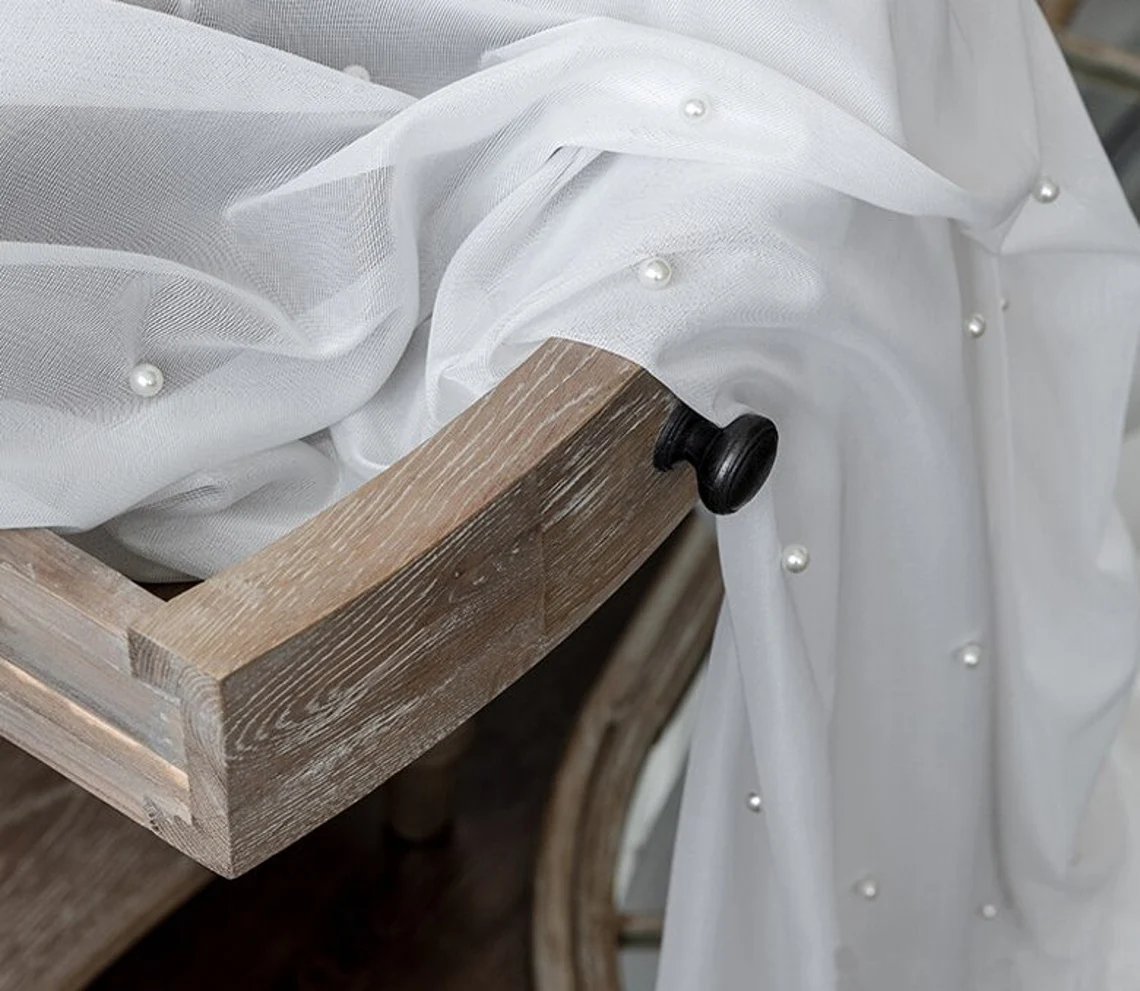 Sheer-Curtains,