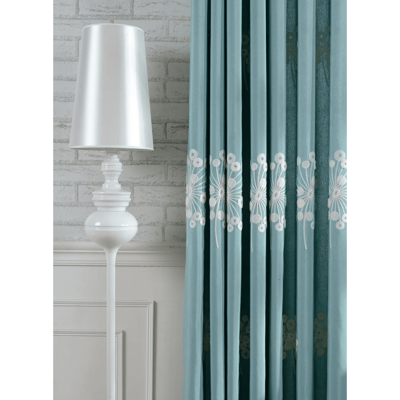 blue-floral-curtains,embroidered-curtains