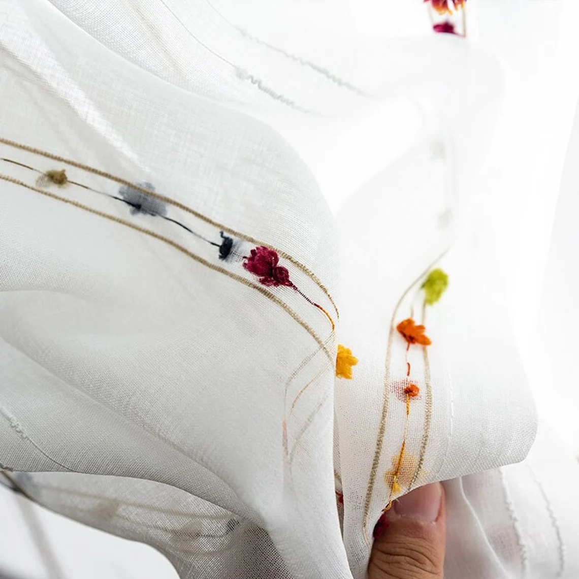 beautiful-white-voile-curtains