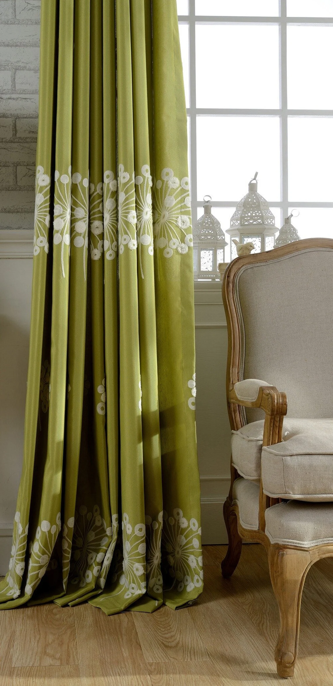 green-floral-curtains,embroidered-curtains