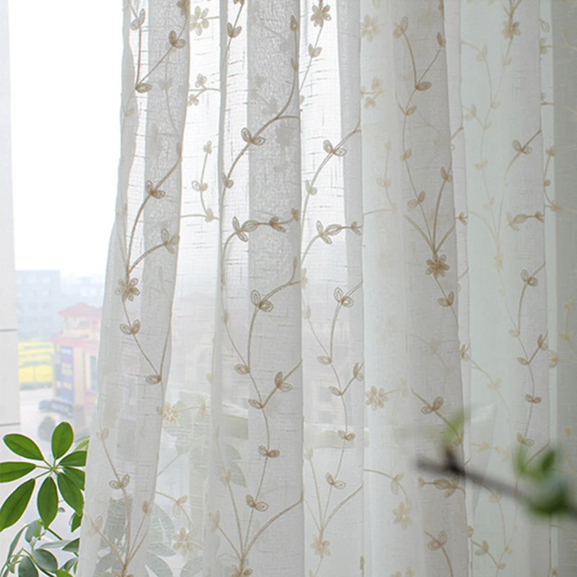 embroidered-sheer-curtains,white-curtains