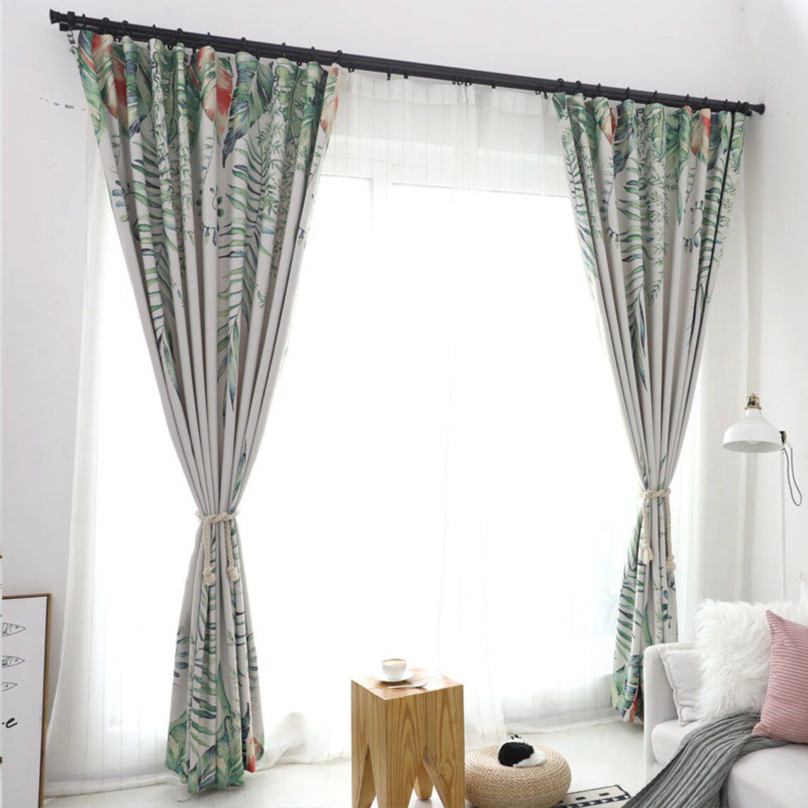 blackout-leaf-curtains, blackout-curtains