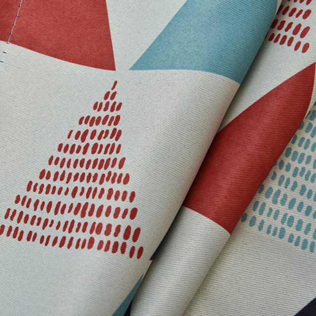 best-red-living-room-curtains, blackout-curtains, edit-home-curtains