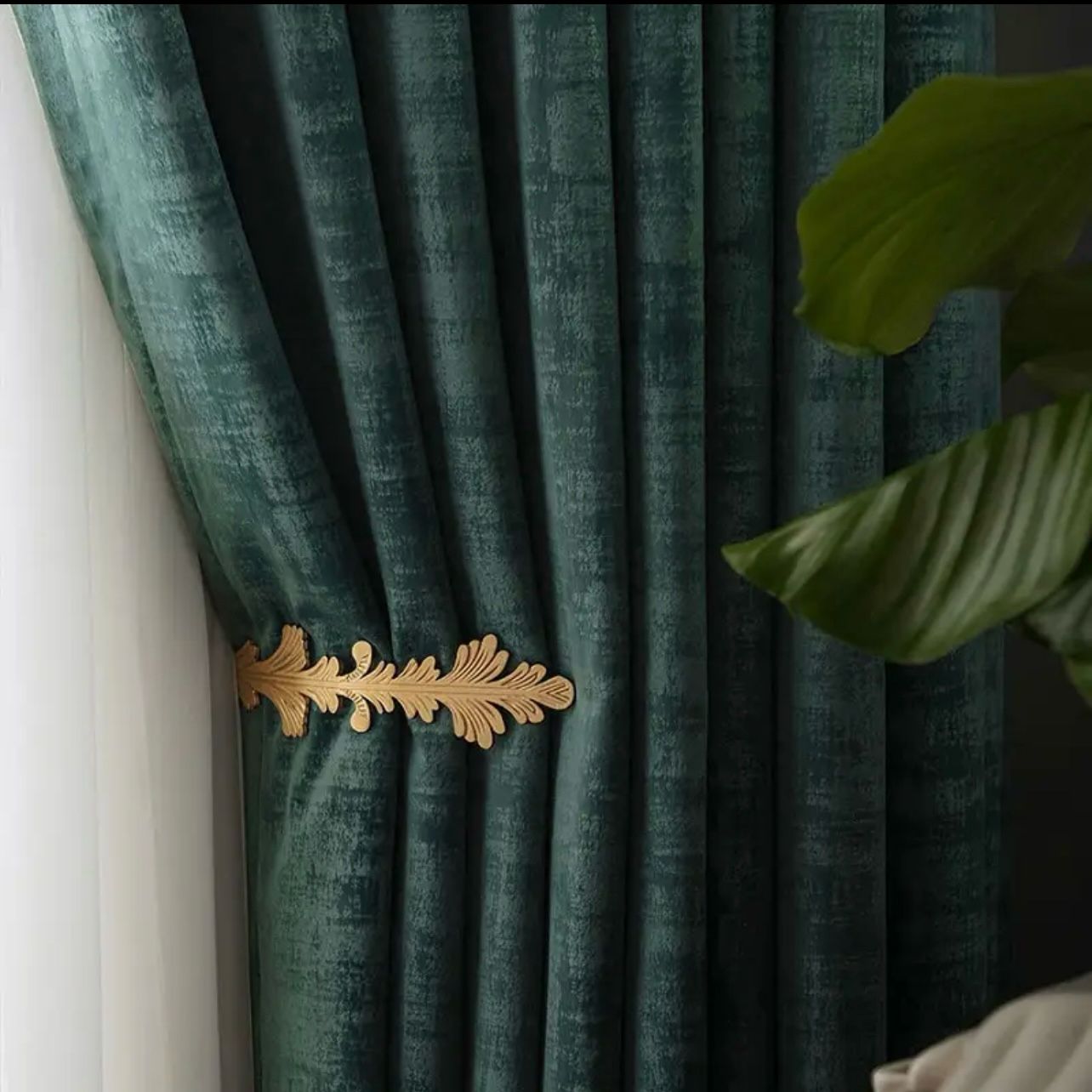 dark-green-bedroom-curtains, blackout-curtains, bedroom-room-curtains, edit-home